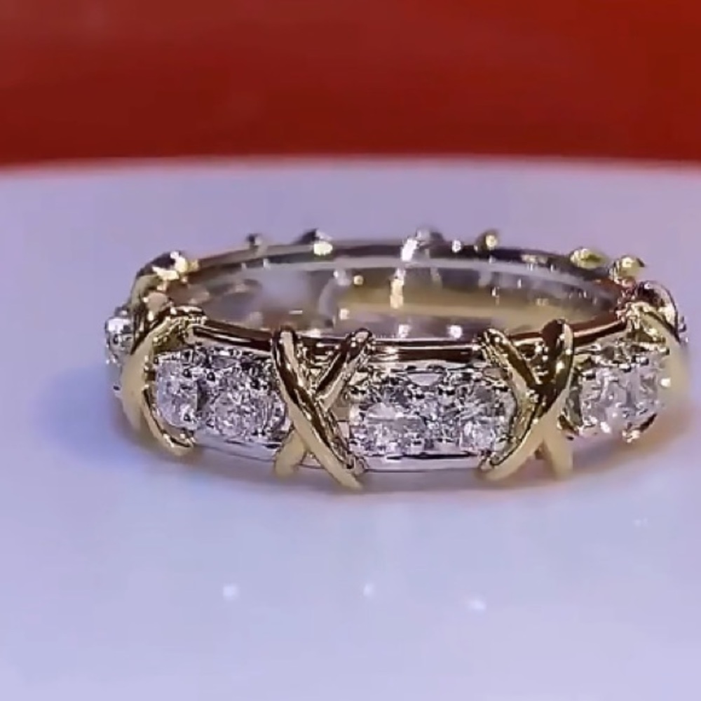 18k Gold Plated & Moissanite Ring Size 9